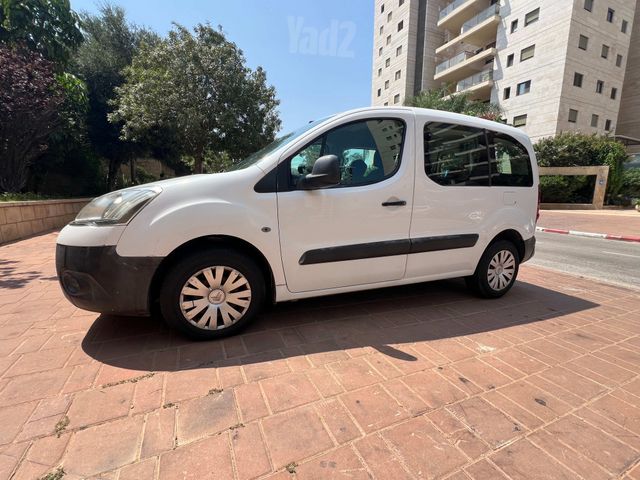 ברלינגו  Comfort ידני דיזל מיניוואן / MPV 5 מק 4 דל 1.6 (75 כ״ס) [2012-2016]