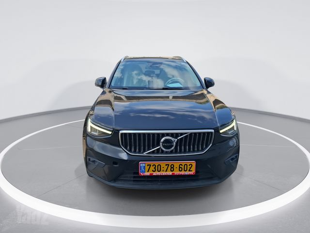 וולוו XC40