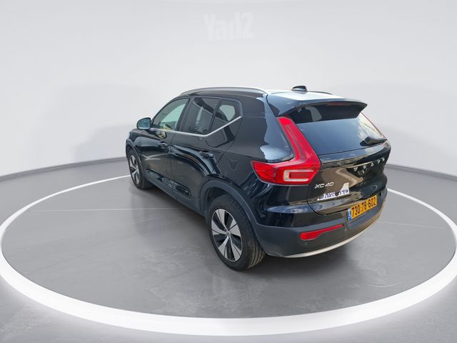 וולוו XC40