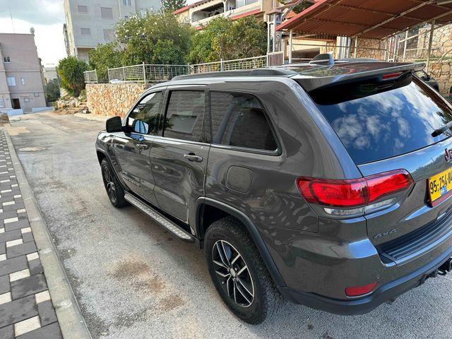 ג'יפ גרנד צ'ירוקי