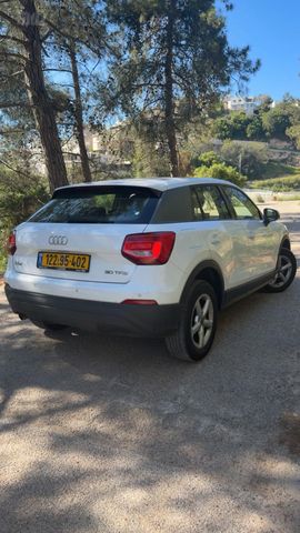 אאודי Q2