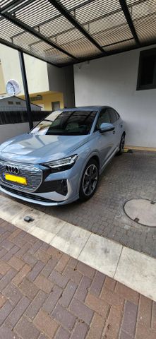 אאודי Q4 e-tron