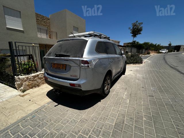 מודעת רכב מיצובישי אאוטלנדר