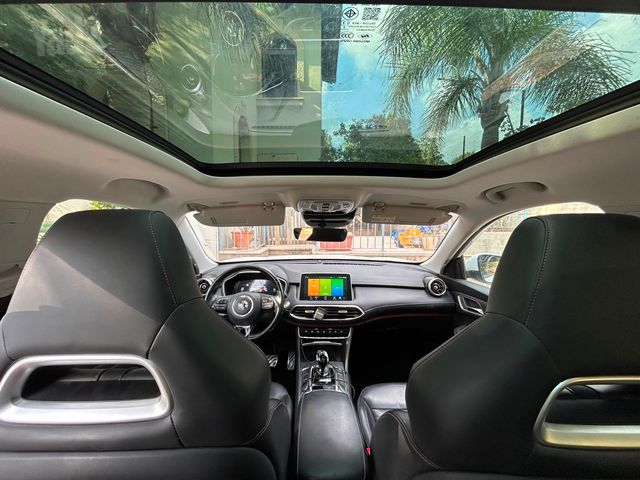 אם ג'י EHS PHEV