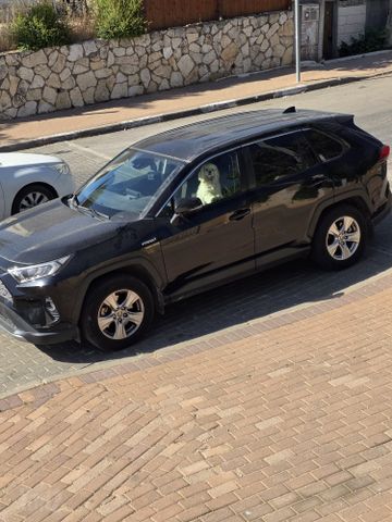 מודעת רכב טויוטה RAV4