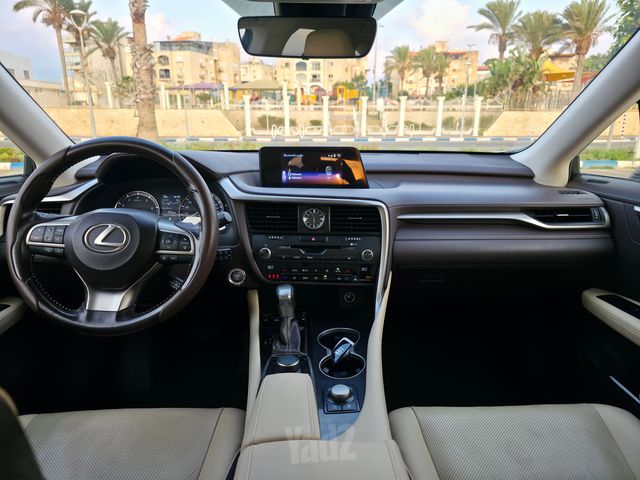 לקסוס RX