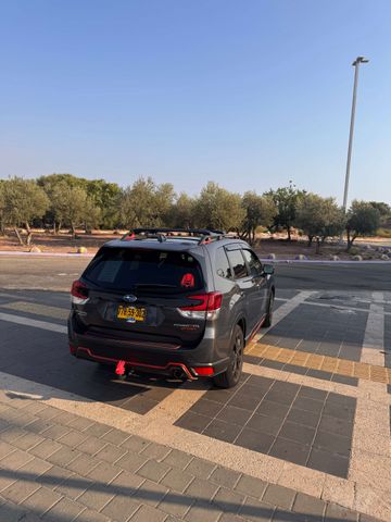 סובארו פורסטר