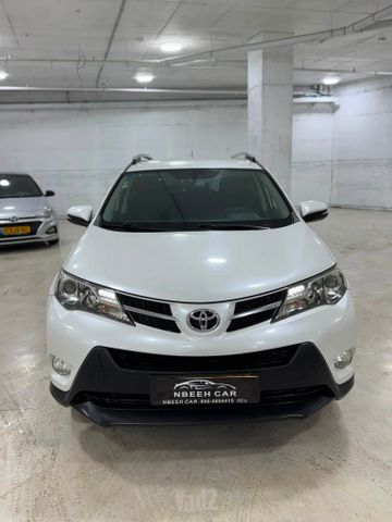 טויוטה RAV4
