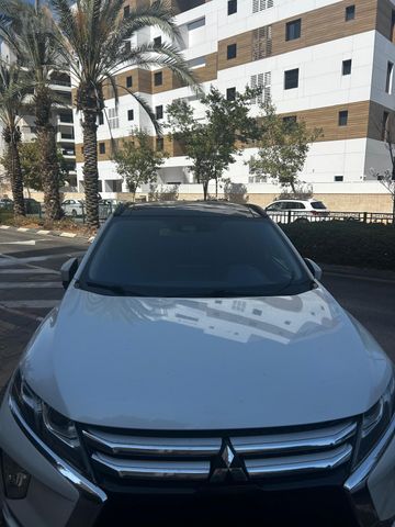 מיצובישי אקליפס קרוס