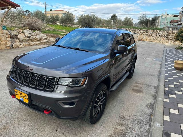ג'יפ גרנד צ'ירוקי