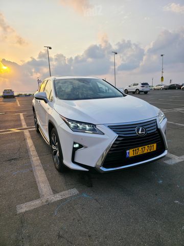 מודעת רכב לקסוס RX