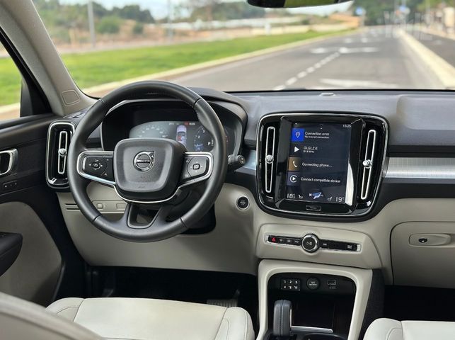 וולוו XC40