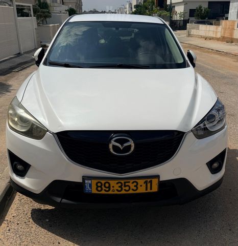 מודעת רכב מאזדה CX-5