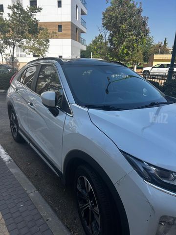 מיצובישי אקליפס קרוס