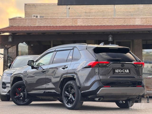 טויוטה RAV4