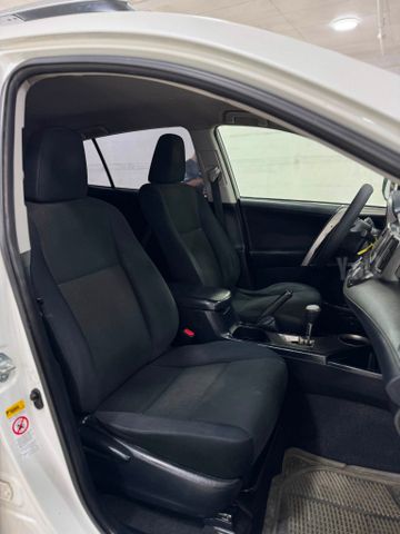 טויוטה RAV4