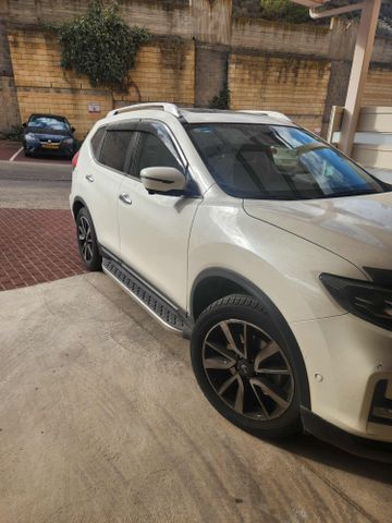 ניסאן אקס טרייל