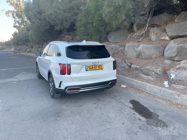 קיה סורנטו