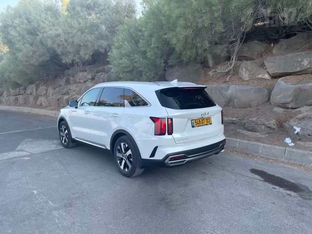 קיה סורנטו