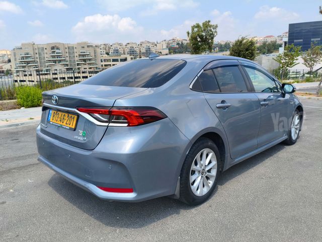 טויוטה קורולה