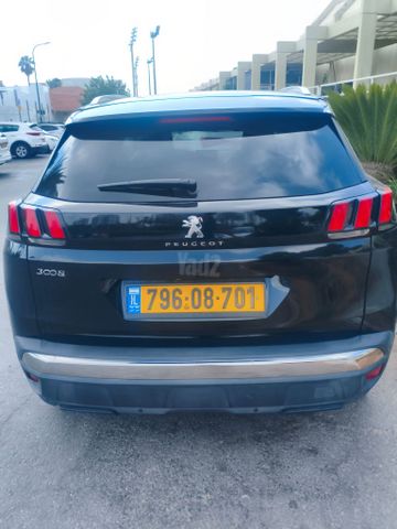 פיג'ו 3008