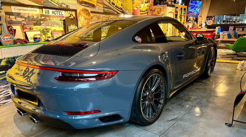 פורשה 911