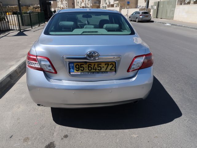 טויוטה קאמרי