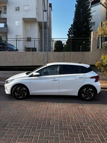 מודעת רכב יונדאי i20