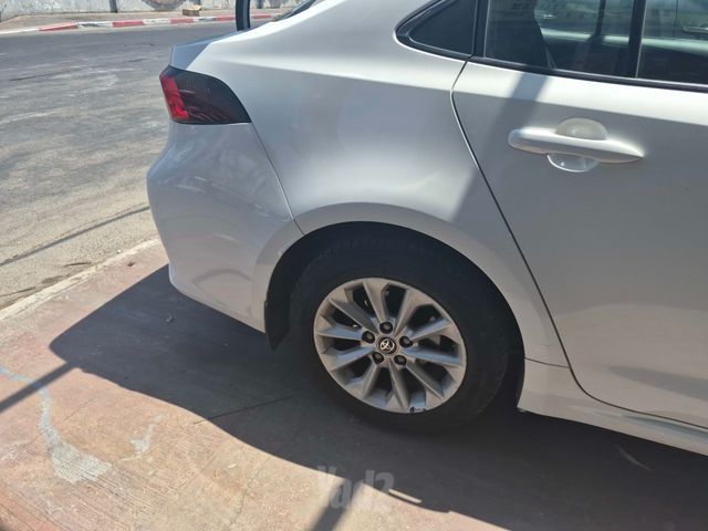 טויוטה קורולה