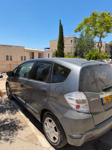 מודעת רכב הונדה ג'אז