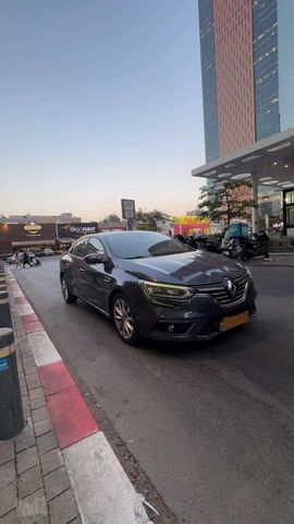 רנו מגאן