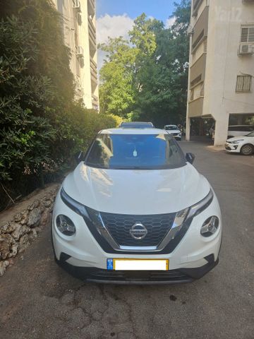 ניסאן ג'וק