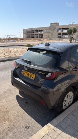 מודעת רכב טויוטה יאריס