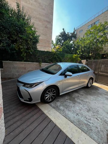 טויוטה קורולה