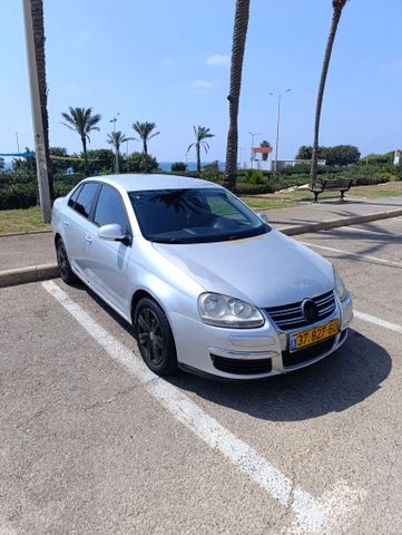 מודעת רכב פולקסווגן ג'טה