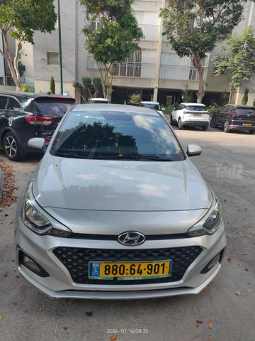 יונדאי i20
