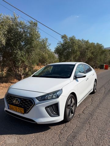 יונדאי איוניק