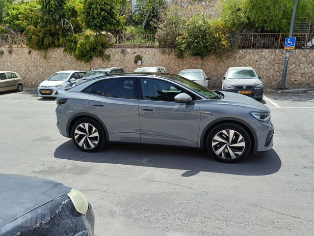 מודעת רכב פולקסווגן ID.5