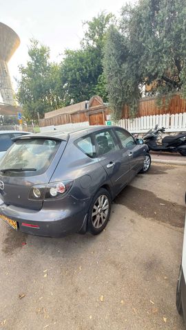מאזדה 3
