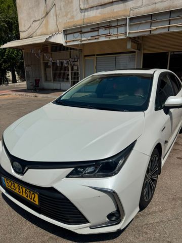 טויוטה קורולה