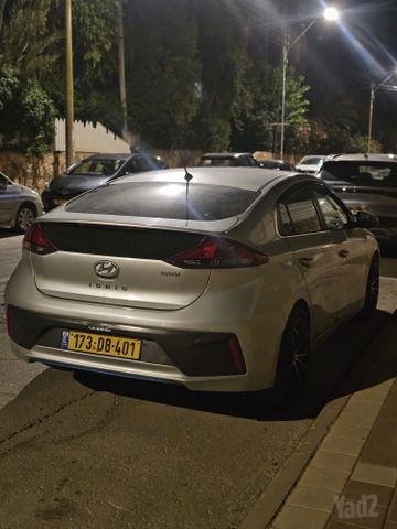 יונדאי איוניק