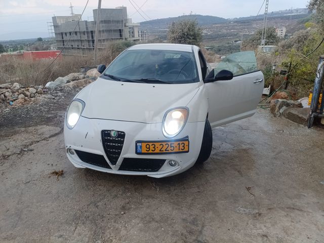 אלפא רומיאו מיטו