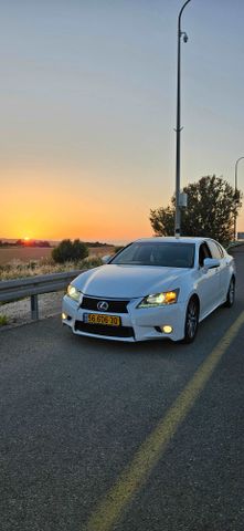 מודעת רכב לקסוס GS
