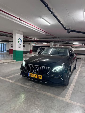 מודעת רכב מרצדס-בנץ E-class