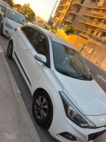 יונדאי i20