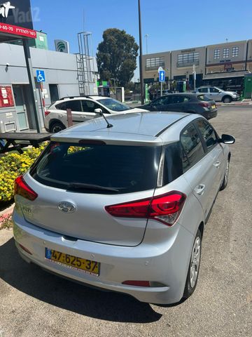 יונדאי i20