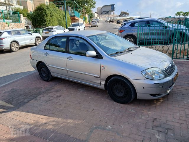 מודעת רכב טויוטה קורולה
