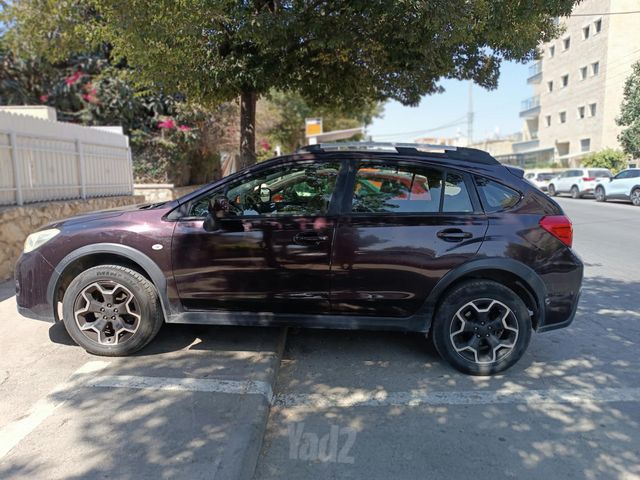 מודעת רכב סובארו XV