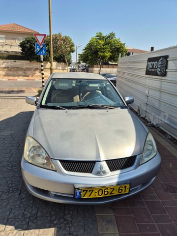 מיצובישי לנסר