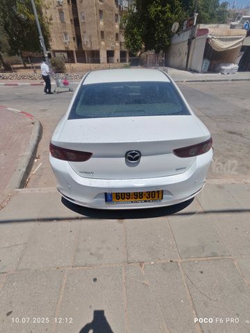מאזדה 3